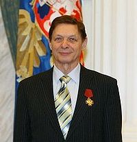 Eduard Khil