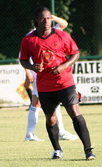 Émile Mpenza
