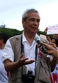 Jim Paredes