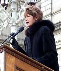Joan Bauer 