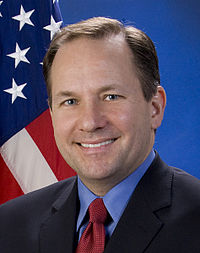 Lloyd Smucker